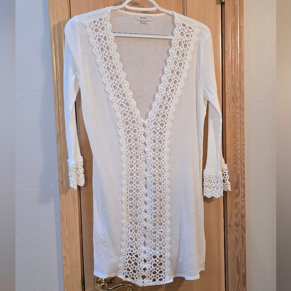 RAVIYA Swim Cover-Up Medium White Crochet Detail Women's